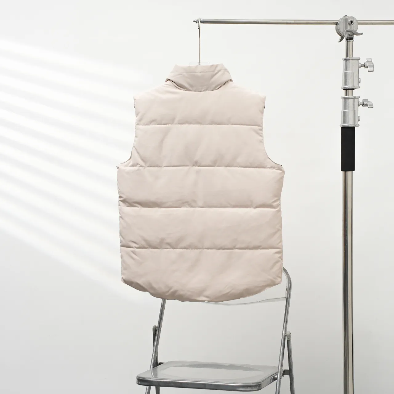 P340 CANADA GOOSE丨Canada Goose slanted pocket stand collar down vest Color: off-white black label Size: XS-XXL